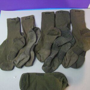 LOT OF 6 MEN’S BOY SCOUTS OF AMERICA OFFICIAL SCOUT SOCKS.